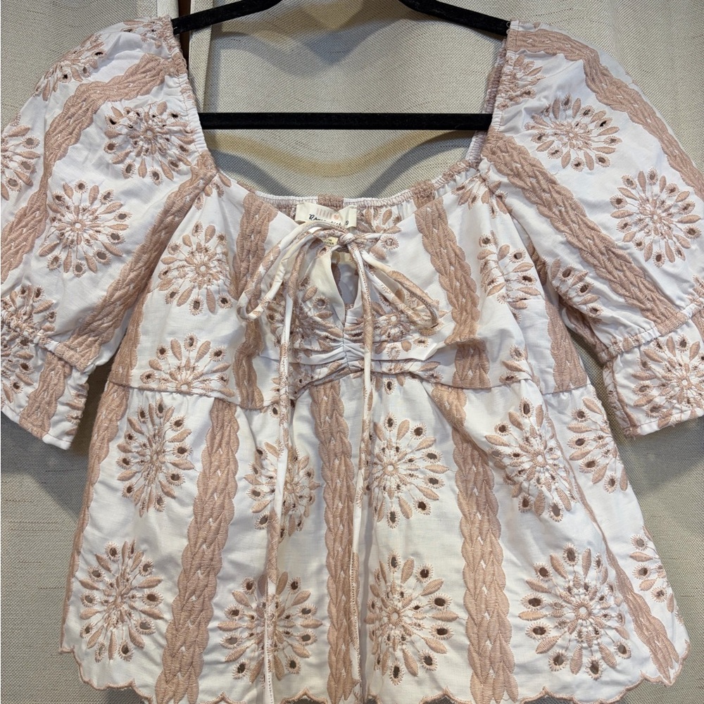 Urban Romantics Eyelet Top - Picture 2 of 10